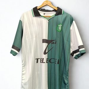 5sleev over sized embroidery collar